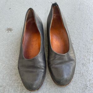 Black luxury vintage genuine Leather Slip-On Shoes
